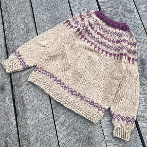 Vintage Handmade Sweater - Picture 3 of 3